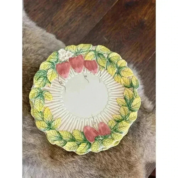 Two Takahashi Tak5 Strawberry Plates Embossed San Francisco Hand Painted cottage - Picture 1 of 10